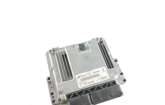 Opel Combo D Engine control unit/module 55259274 0281030840 1039S62481