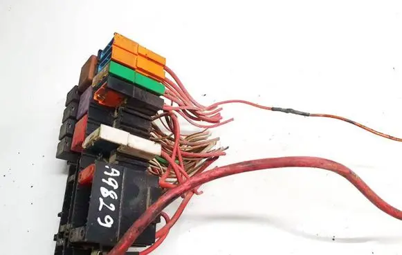 Renault Scenic I Fuse box set 7703297988