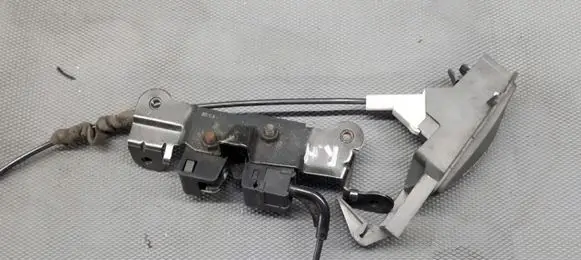 Volvo S60 Seat back rest lock catch 9188721