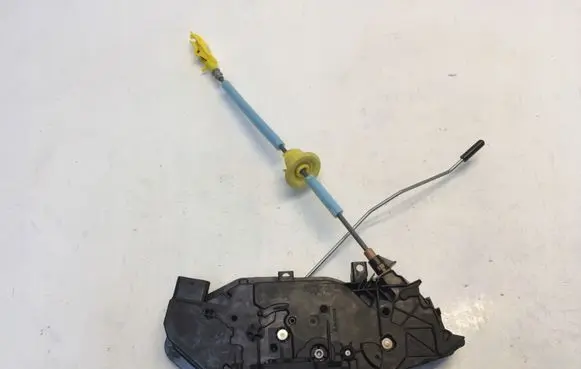 BMW 2 F44 Rear door lock F447956152