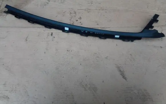 Ford Focus Other front door trim element BM5120296A