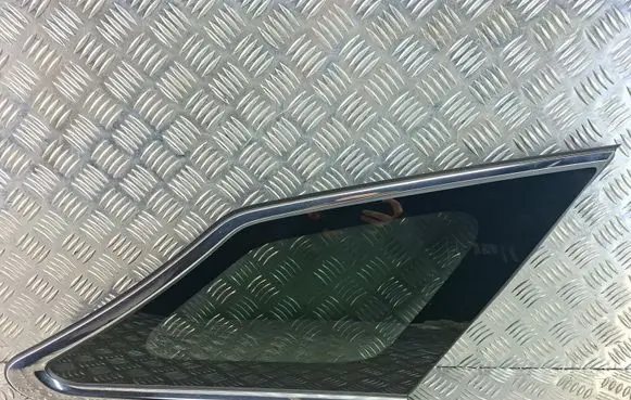 Hyundai i40 Rear side window