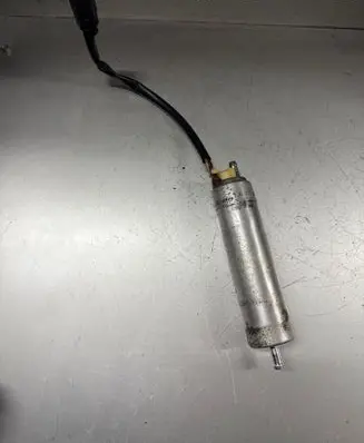 Audi A6 S6 C6 4F Fuel injection high pressure pump 8K0906095B