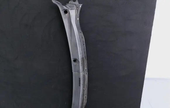 Toyota Avensis T250 Wiper trim 5578205030