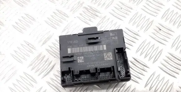Audi A3 S3 8V Door control unit/module 5Q0959593E 5Q0959593B