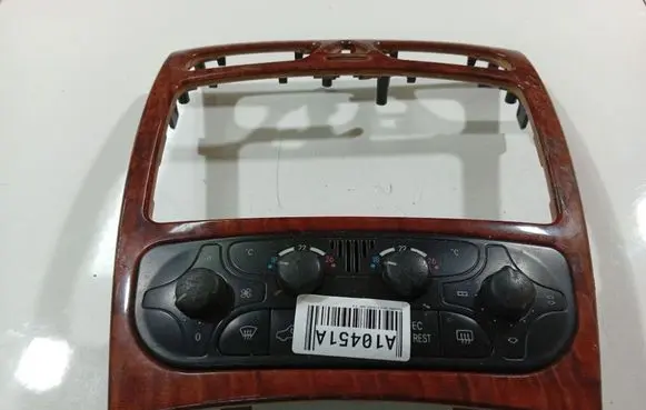 Mercedes-Benz C W203 Climate control unit 9140010322