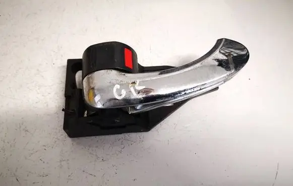 Toyota RAV 4 (XA30) Rear door interior handle