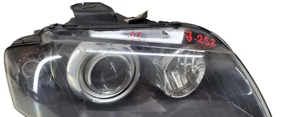Audi A3 S3 8P Headlight/headlamp 8p0941004s