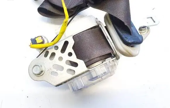 Subaru Forester SH Front seatbelt g087917 7r4010-p