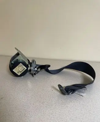 Mitsubishi Outlander Rear seatbelt 0435058