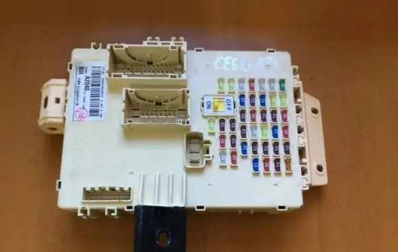 KIA Ceed Fuse box set 91950-A2040
