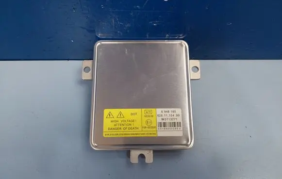 Volvo S80 Headlight ballast module Xenon 63126948180 W3T13271 6948180