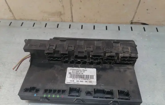 Mercedes-Benz E W211 Comfort/convenience module 2115452201