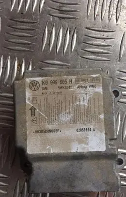 Skoda Octavia Mk2 (1Z) Airbag control unit/module 1k0909605h