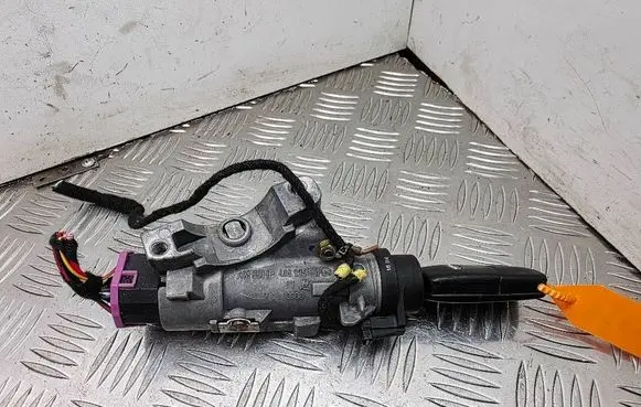 Audi TT Mk1 Ignition lock 4B0905851F