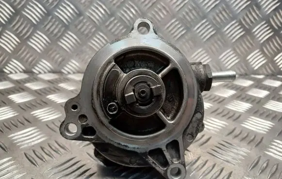 Vacuum pump