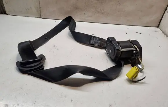 Volkswagen Touran I Front seatbelt 1T1857705A 34052153 65710