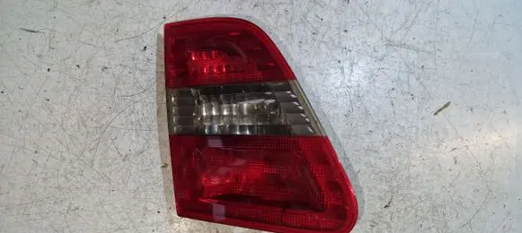 Mercedes-Benz B W245 Rear/tail lights A1698201564