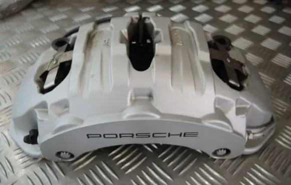 Porsche Cayenne (92A) Rear brake caliper