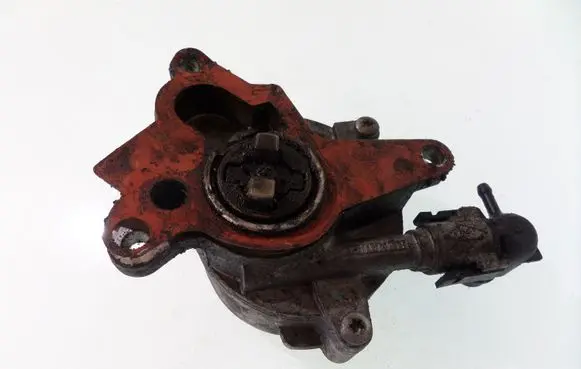 Opel Vivaro Vacuum pump 8200781547