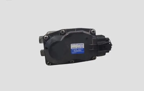 Toyota Avensis T270 EGR valve 258000R010 VN1501000042