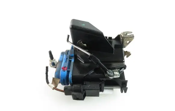 Audi A8 S8 D2 4D Rear door lock 4D0839016A