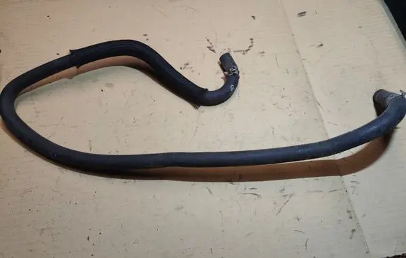 Jeep Grand Cherokee Engine coolant pipe/hose