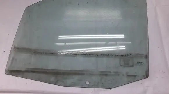 Fiat Ulysse Front door window glass four-door