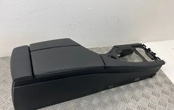 BMW 5 E60 E61 Armrest 7034086 727584 7060013