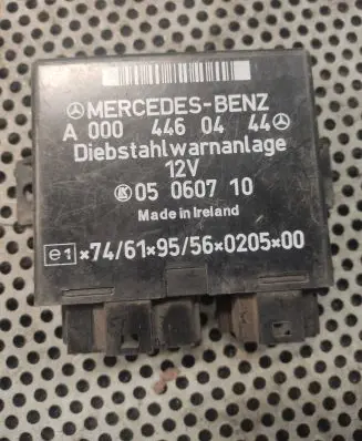 Mercedes-Benz Vito Viano W638 Alarm control unit/module A0004460444 05060710