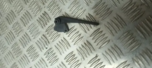 Peugeot 308 Engine bonnet (hood) release handle