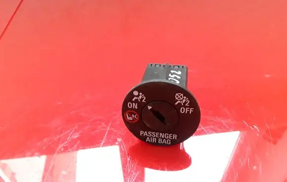 Opel Antara Passenger airbag on/off switch 13577258