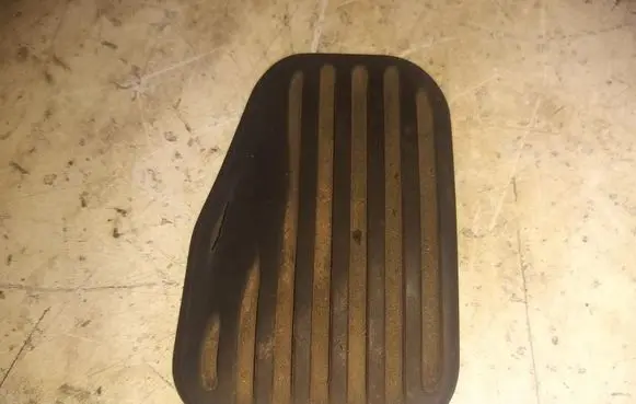 Volvo V70 Brake pedal 3546021