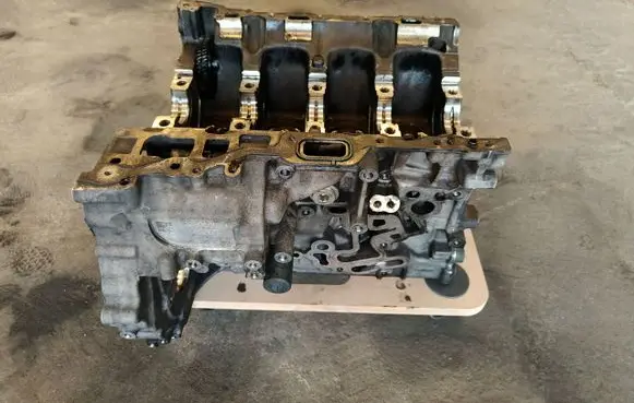 Mercedes-Benz E W213 Engine block 