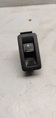 Volkswagen Cross Touran I Fuel tank opening switch 1t0959551