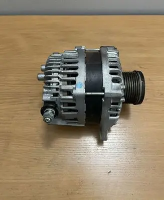 Nissan Navara D40 Generator/alternator 231003XN1A