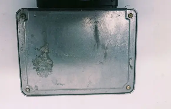 Opel Zafira A Engine control unit/module 0281010268