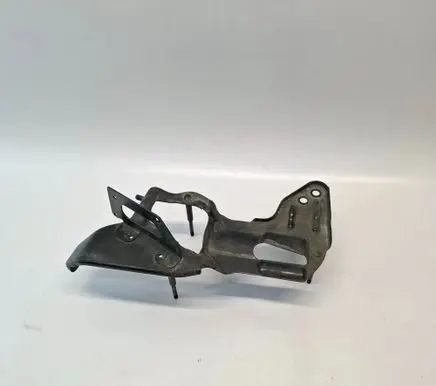Mercedes-Benz R W251 Pneumatic air compressor holding bracket A2513210040