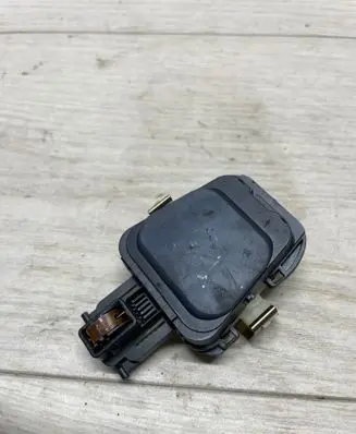 Mercedes-Benz E W213 Rain sensor A213900 1017487400