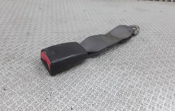 Suzuki Liana Rear seatbelt buckle
