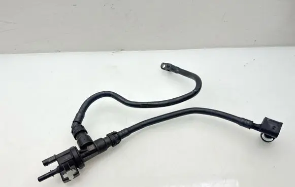 BMW 3 G20 G21 Fuel tank valve 7643106