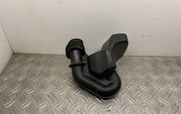 Ford Focus Intake resonator BV619F764AC