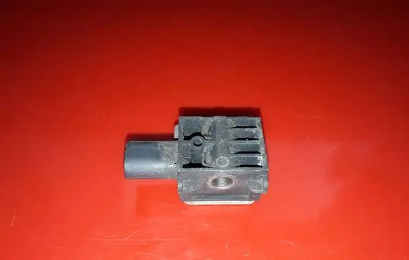 Mercedes-Benz ML W164 Airbag deployment crash/impact sensor 0038202926 010708 404703