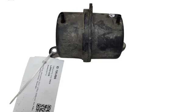 Vacuum air tank