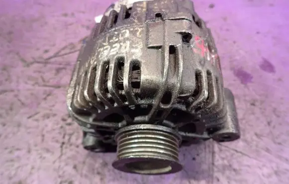 Land Rover Freelander Generator/alternator YLE500170E