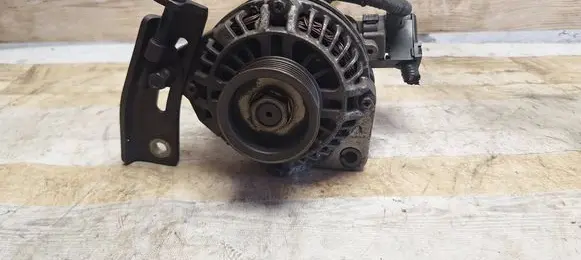 Honda FR-V Generator/alternator AHGA64 A5TA6991A