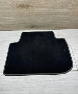 BMW 1 F40 Rear floor mat 4018252