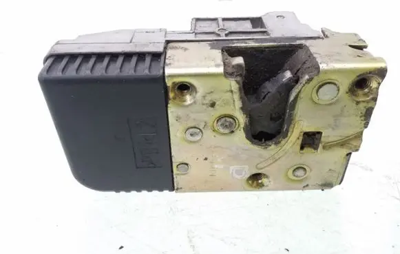 Peugeot 806 Front door lock
