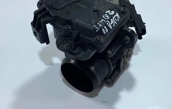 Ford Kuga II Electric throttle body valve 