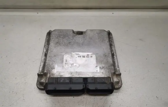 Volkswagen Golf IV Engine control unit/module 038906019AM 0281010091